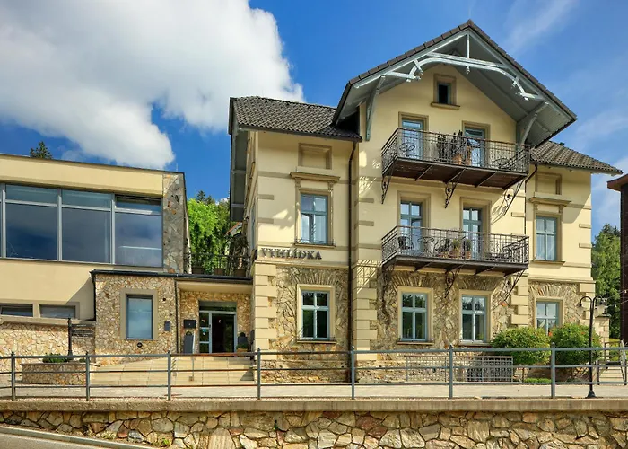 Vyhlídka Hotel 4*